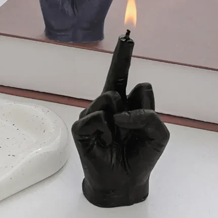 srednji prst sveća